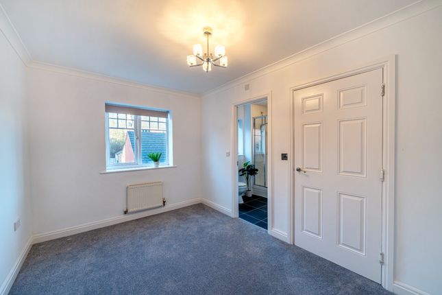 Terraced house for sale in Hedgerow Close, Redditch