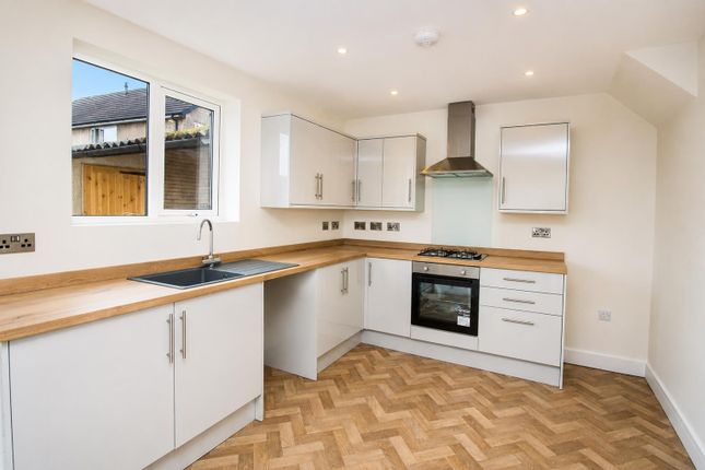 4, Keswick Close, Accrington photo 4