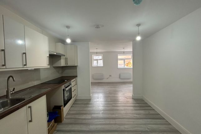Flat 1, 42 King Street photo 2
