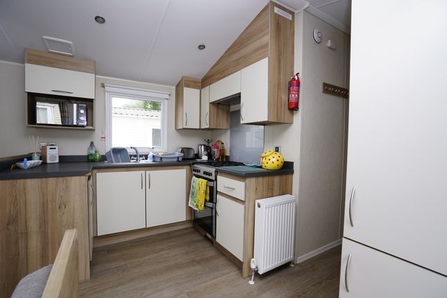 Mobile/park home for sale in Ivyhouse Lane, Hastings