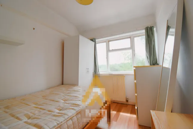 48, Poole Crescent, Birmingham photo 5