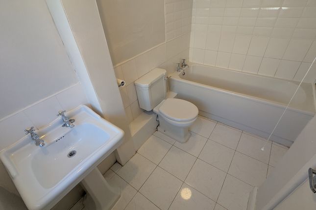 28 Suggitt Street, 28 Suggitt Street, Hartlepool, TS26 8PY, Hartlepool photo 5