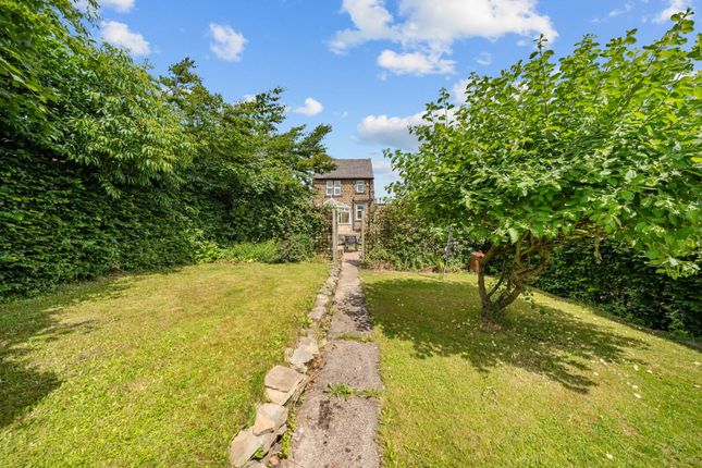 60, Yew Tree Road, Huddersfield photo 3