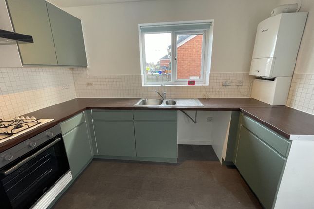 44 Drake Avenue, Manchester photo 4