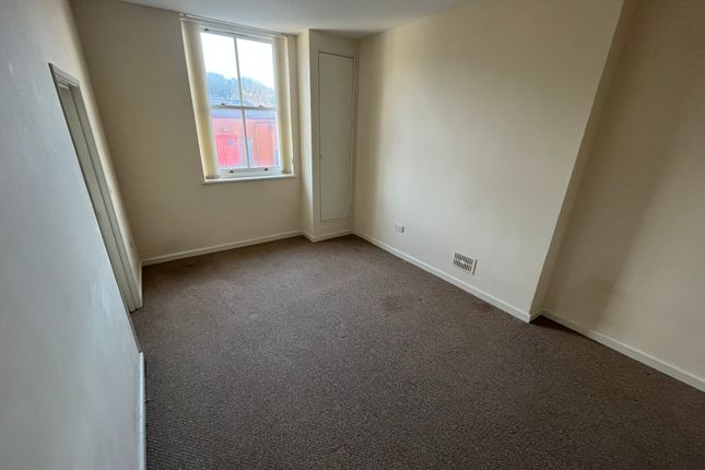 126A, PONTYPOOL photo 4