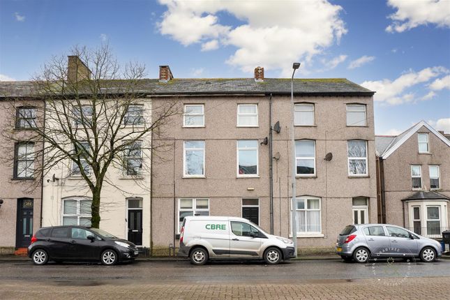 Flat for sale in Clive Street, Cardiff