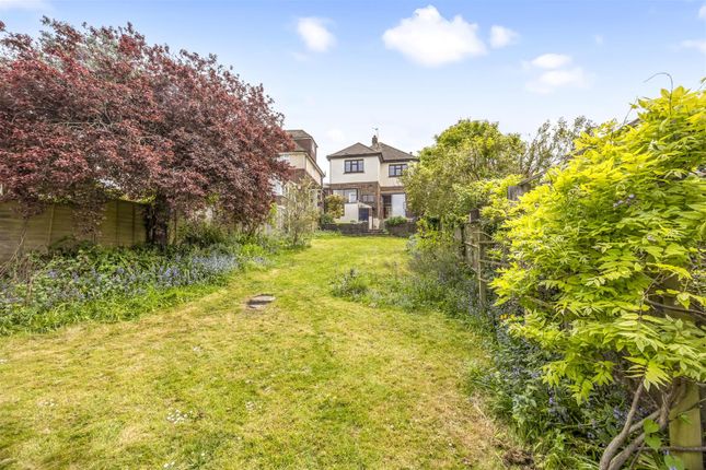 23, Woodland Way, Brighton photo 4