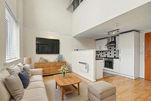 Apartment 7, Royal Court, 56 Haydn Road, Nottingham photo 5