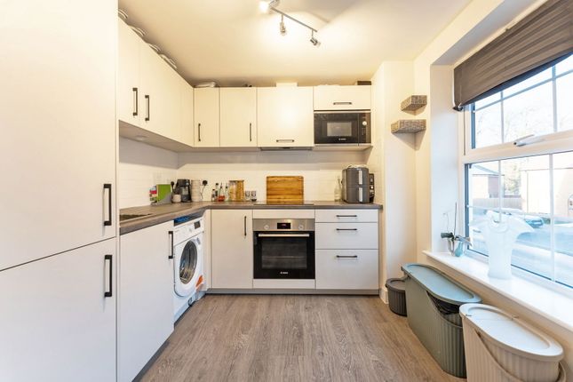 7, Biddenham Park Way, Bedford photo 4