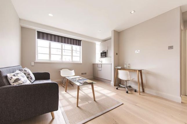 Studio flat on L13 Sloane Avenue Mansions,, Sloane Avenue Chelsea, London, £2,300/mo