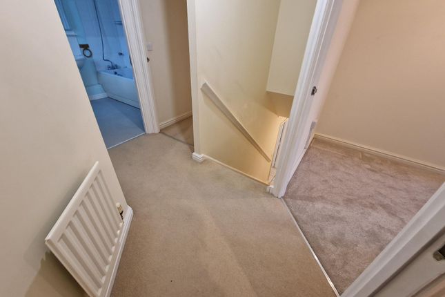 Property to rent in Percivale Road, Yeovil