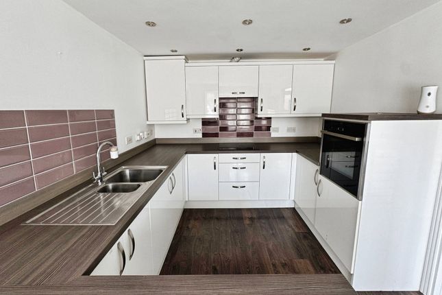 73, Mariners Quay, Port Talbot photo 4