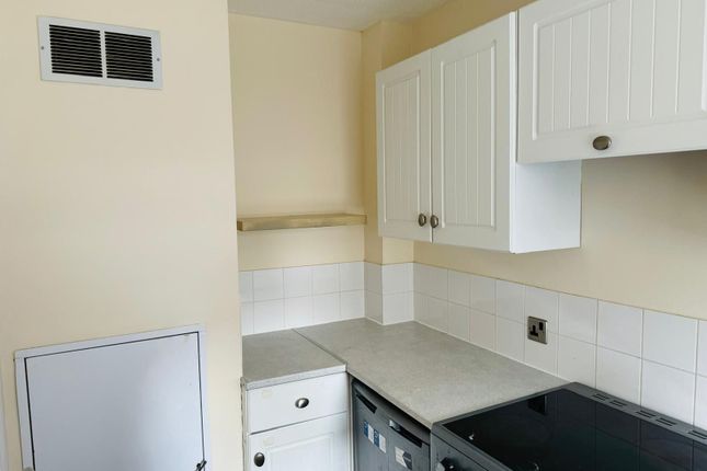 7 Mallard Way, Stowmarket photo 5