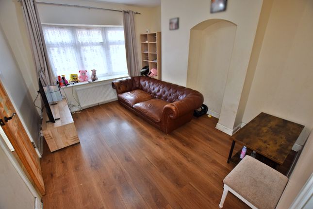 Marlborough Road, Dagenham photo 2
