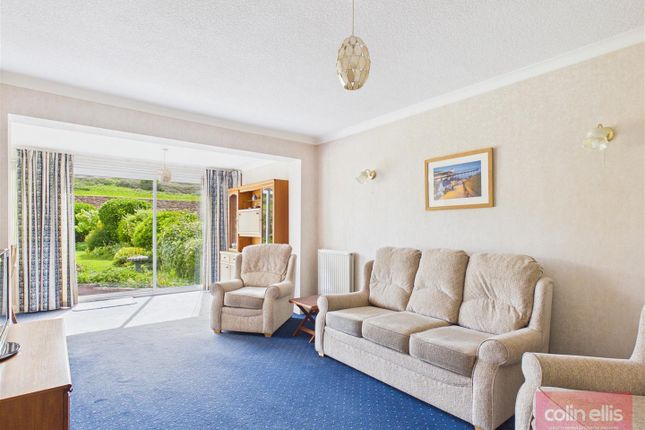 13, Sea View Grove, Scarborough photo 4