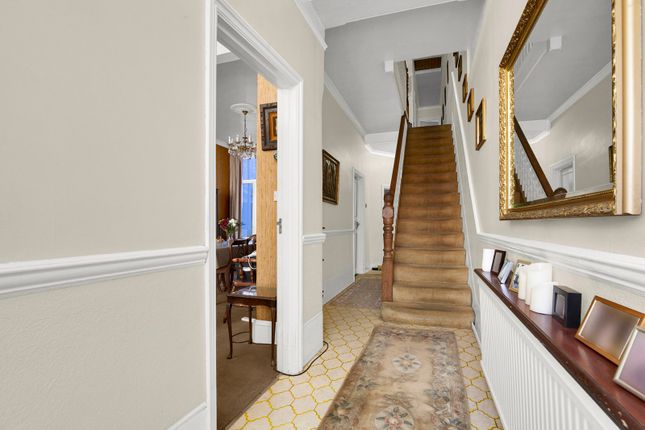 205, Harlesden Road, London photo 3