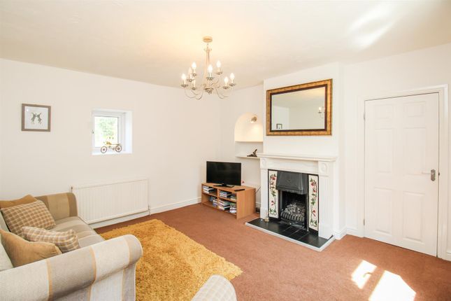 26, Almshouse Lane, Wakefield photo 4
