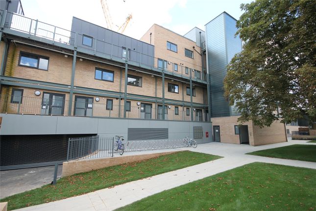 Flamsteed Close