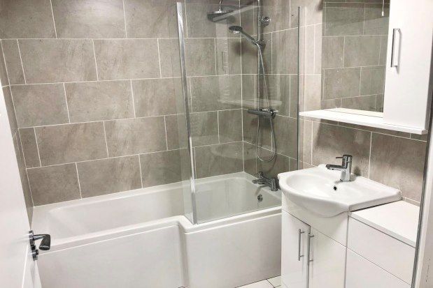 Flat to rent in Hounds Gate House, Nottingham
