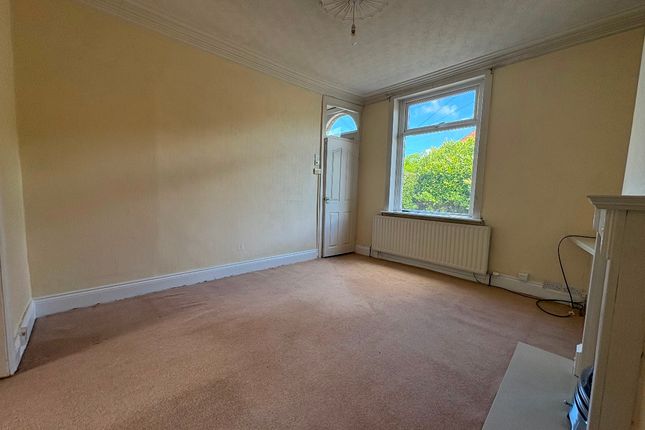6 Trengrove Street, Rochdale photo 4