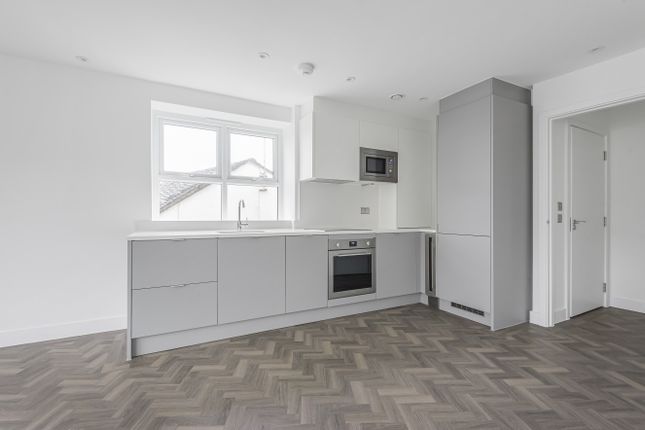 Thumbnail Flat to rent in Fairway, Petts Wood, Orpington