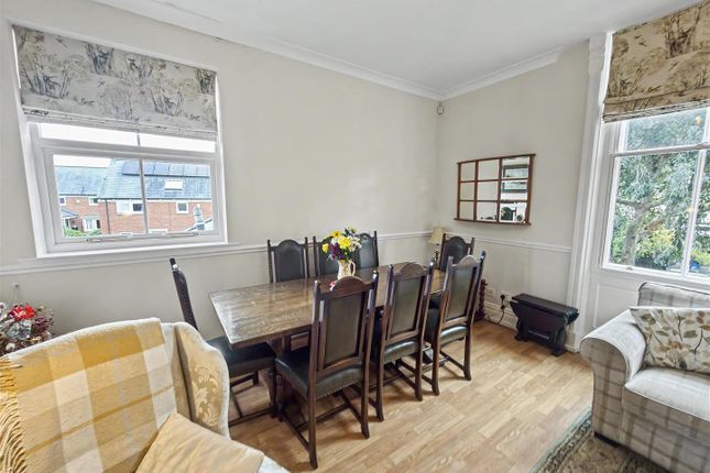 Flat 5, Thornlea, 260, Carmel Road North, Darlington photo 4