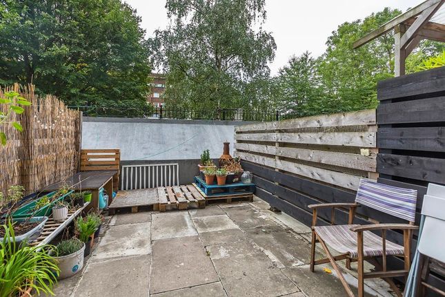 Thumbnail Maisonette to rent in Ackroyd Drive, London