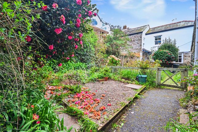 2 Vine Cottages,, Fore Street, Looe photo 3