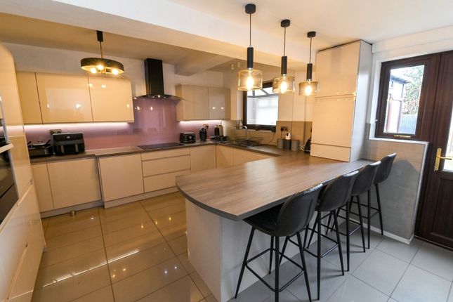 51 Farm Lane, Manchester photo 2