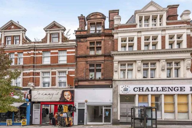 Retail premises to let in 3 Bank Buildings, High Street, London