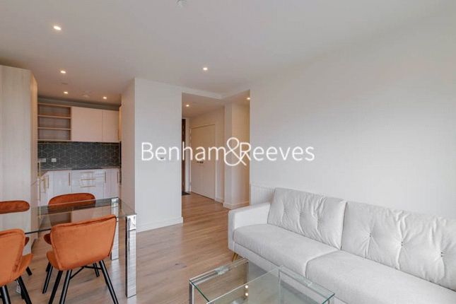 Flat 54 Beeley House,, 4 Mary Neuner Road, London photo 2