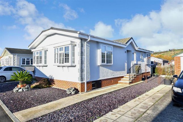 Mobile/park home for sale in Oatfield Way, Willow Tree Farm, Hythe, Kent