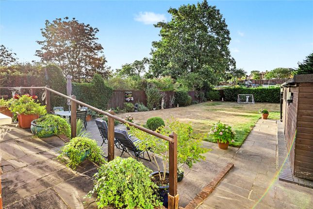 30, Watton Road, Hertfordshire photo 2