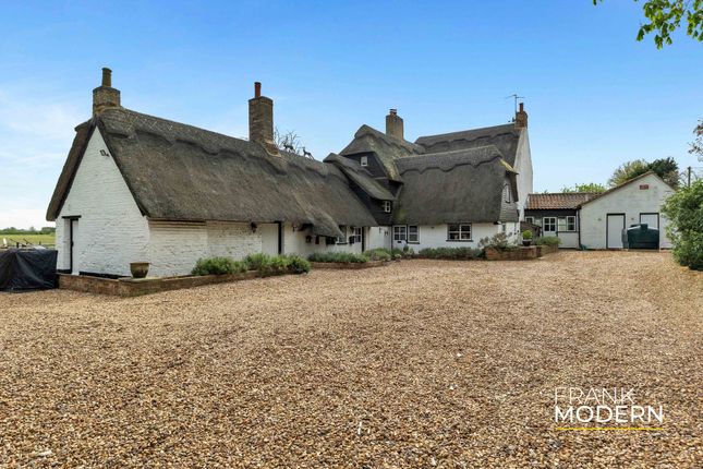 Flints House Eldernell Lane, Peterborough photo 4