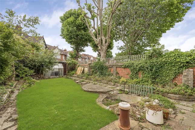 30, West Lodge Avenue, London photo 4