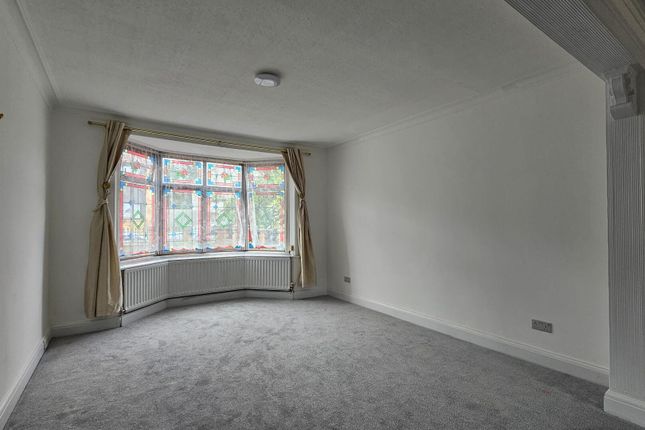 Sudbury Avenue, Wembley photo 3