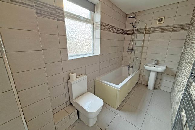 76, Howdon Road, North Shields photo 4