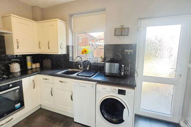 6, Greenwood Avenue, Ilkeston photo 4