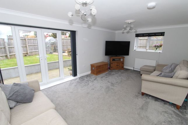 91a, Foxhole Road, Paignton photo 2