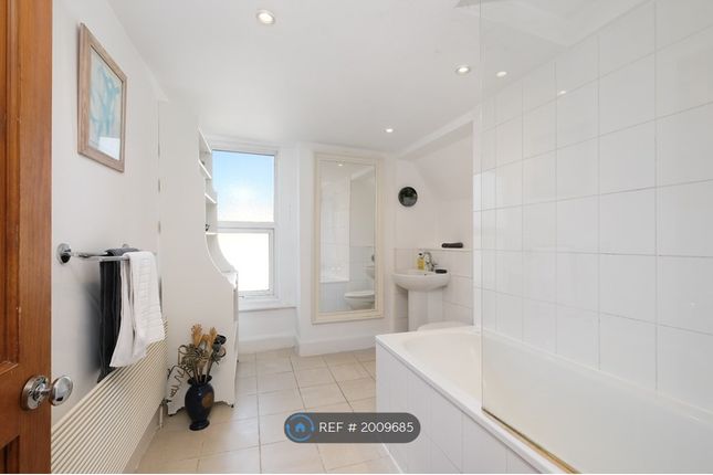 End terrace house to rent in Humbolt Road, London