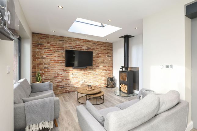 10 Brackens Lane, Chesterfield photo 4