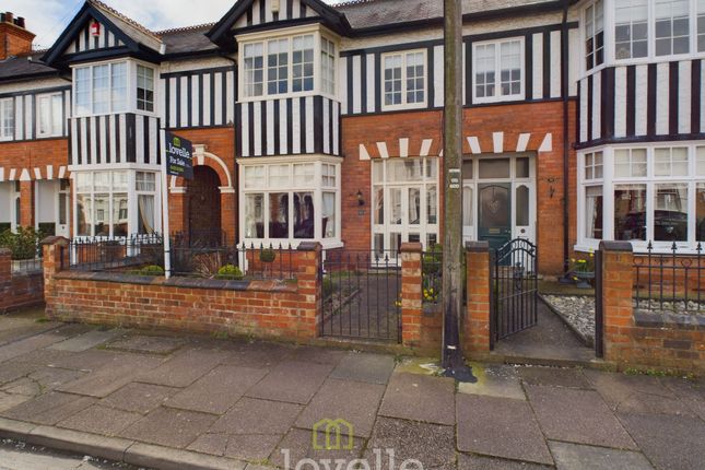 Thumbnail Town house for sale in Bradford Avenue, Cleethorpes