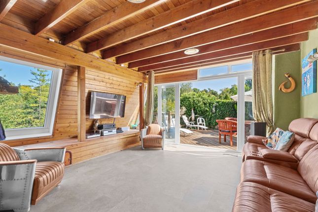 11 Hampden Hill, Beaconsfield photo 2