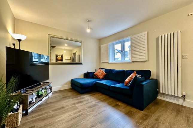 Terraced house for sale in Cecil Street, Watford