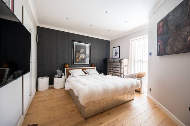 Thumbnail Flat for sale in Sweden Gate, Rotherhithe, London