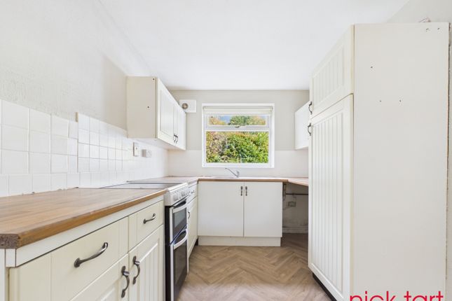 Westerkirk Drive, Telford photo 4