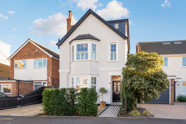 Thumbnail Detached house for sale in Kings Road, Walton-On-Thames