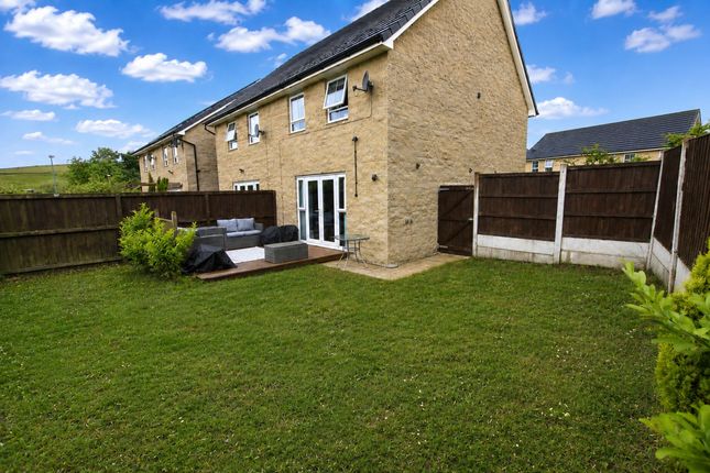 21 Shopwood Way, Littleborough photo 4