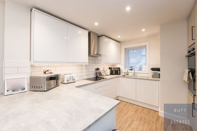 14B Queen Street, Honiton photo 2