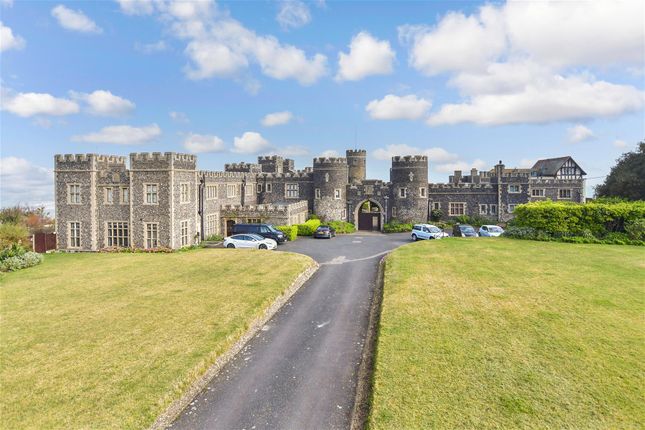 Kingsgate Castle, Joss Gap Road, Broadstairs photo 2